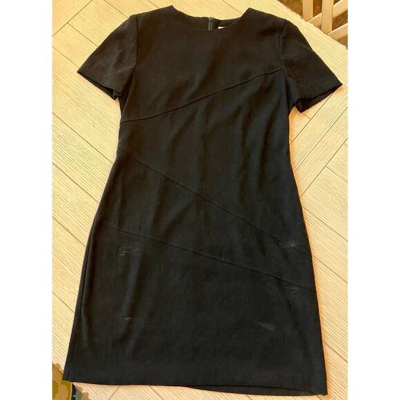 Jessica Howard Dresses & Skirts - Jessica‎ Howard sz 12 black rayon spandex sheath knee length dress.